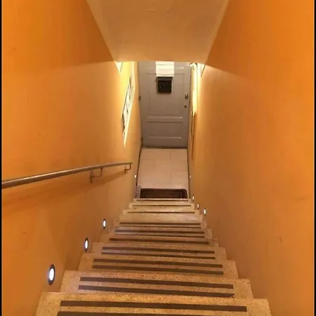 Marini Guest House Апартаменты